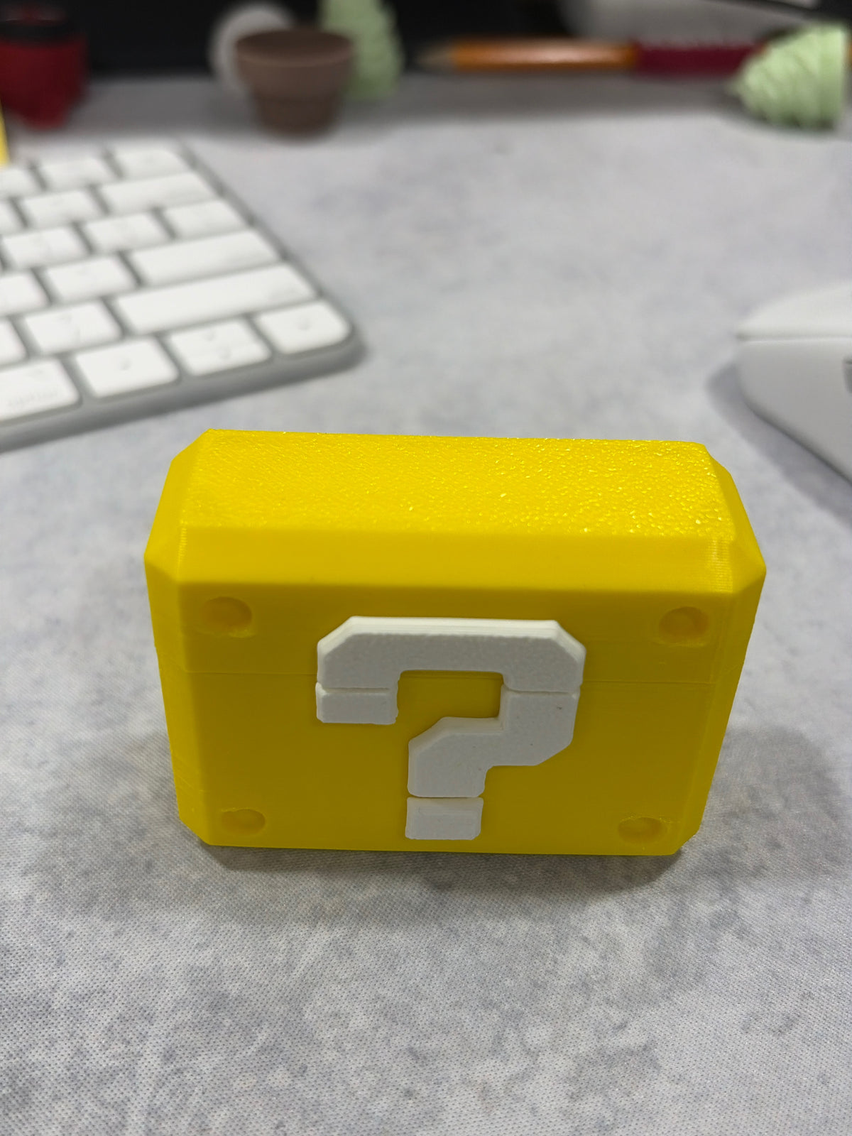 Airpods Pro 2 Mario Powerup
